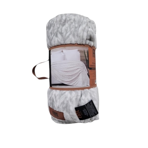 Frye - Plush Blanket - Picture 4 of 4
